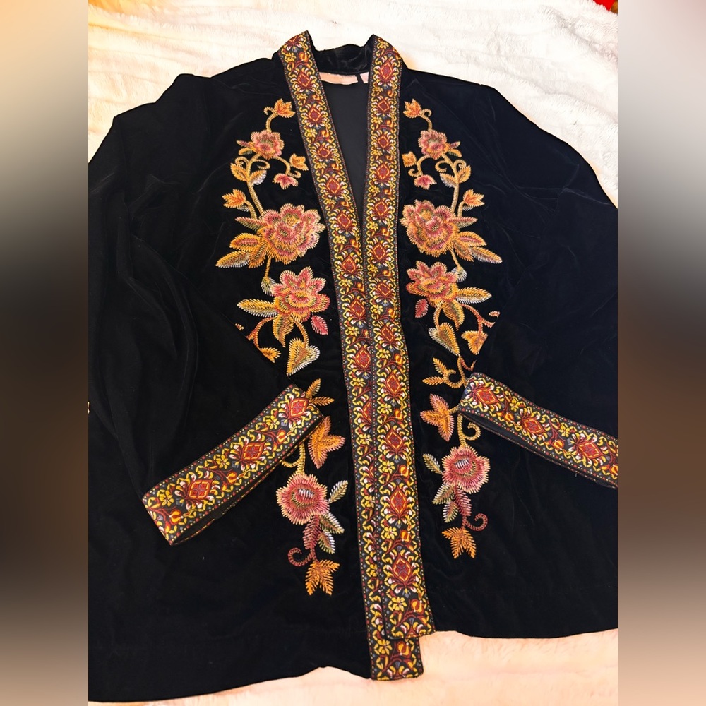 Belle by Kim Gravel Black Embroidered bohemian fairy bell sleeves velvet Blazer